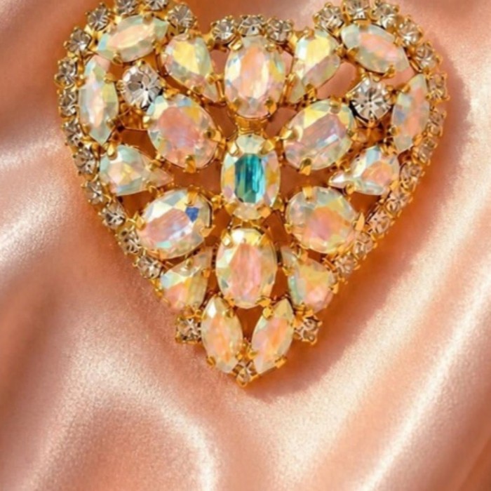 Pross naistele DiamondSky „Crystal Heart II (Aurora Borealis)“ Swarovski kristallidega